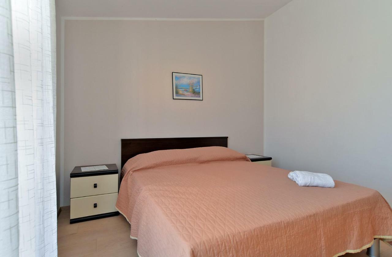 Apartment Gracijela 827 メドゥリン エクステリア 写真